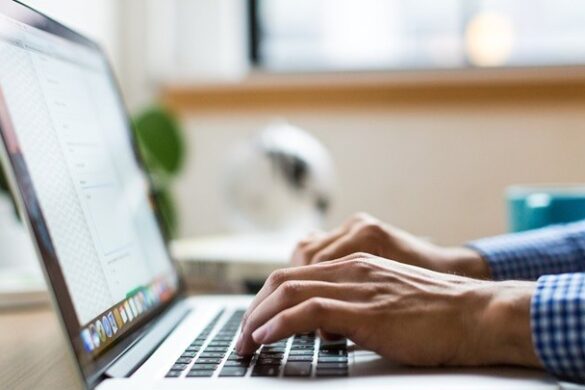 Πώς να «σερφάρετε» στο διαδίκτυο με ασφάλεια – 12 βασικές συμβουλές