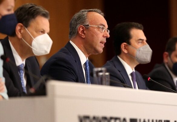 Ρεύμα: Στα 3,2 δισ. η επιδότηση στους λογαριασμούς ρεύματος – Ολα τα μέτρα