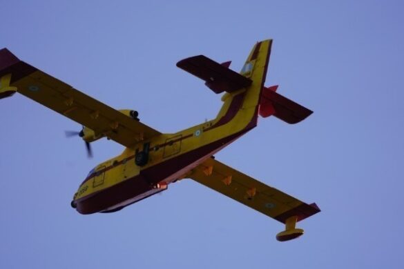 Δύο Canadair στέλνει η Ελλάδα στην Γαλλία λόγω μεγάλων δασικών πυρκαγιών