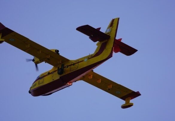 Δύο Canadair στέλνει η Ελλάδα στην Γαλλία λόγω μεγάλων δασικών πυρκαγιών