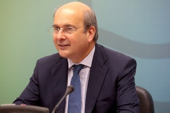 Χατζηδάκης για ΕΤΑΔ: Στηρίζω την προσπάθεια που γίνεται – Προχωρούμε μπροστά με διαφάνεια