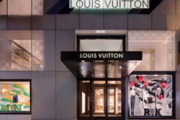Louis Vuitton: Η κόκκινη σοκολατένια Egg Bag για τη Γιορτή της Μητέρας