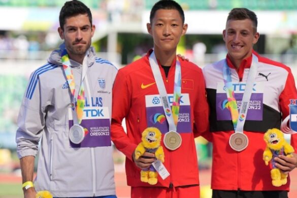 Το ασημένιο μετάλλιο στο στήθος του Τεντόγλου