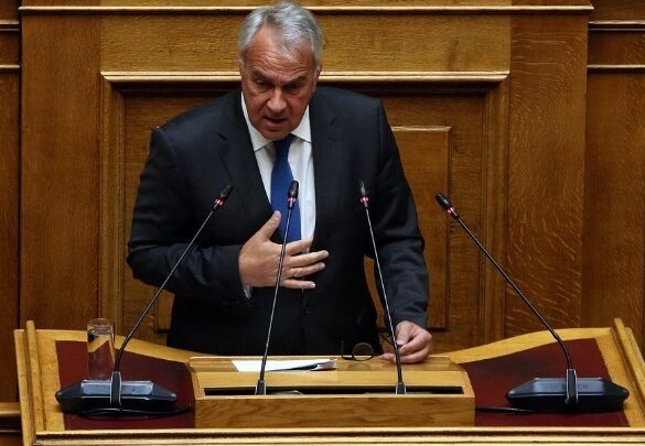 Σύριζα – Βολές κατά του υπουργού Επικρατείας Μάκη Βορίδη για τα όσα ανέφερε χθες στη Βουλή 
