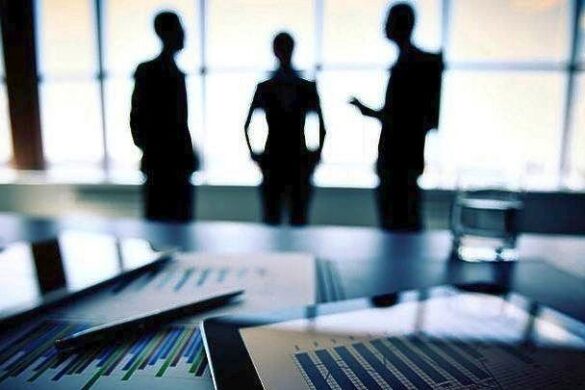 Τι αλλάζει σε ωράρια και αμοιβές με την εξαήμερη εργασία