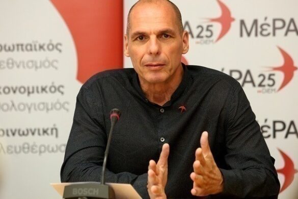 Μετά τον Τσίπρα, και ο Βαρουφάκης αρνήθηκε να συμμετάσχει στο ντοκιμαντέρ του ΣΚΑΪ