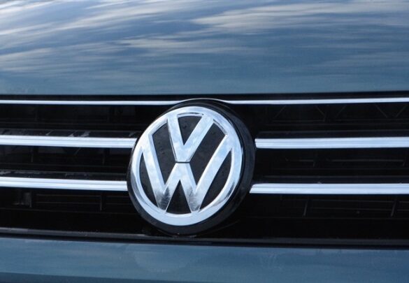 Η διοίκηση της Volkswagen προτείνει κλείσιμο τεσσάρων γερμανικών εργοστασίων έως το 2034