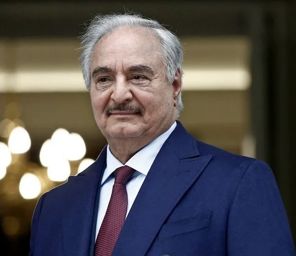 Στην Τουρκία ο Λίβυος στρατάρχης Χαφτάρ, στην Ελλάδα ο γιος του