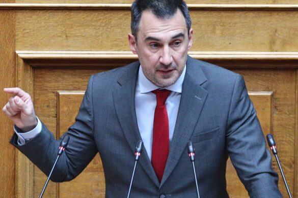 Αλ. Χαρίτσης – Να ζητήσει συγγνώμη και να παραιτηθεί ο Κ. Μητσοτάκης