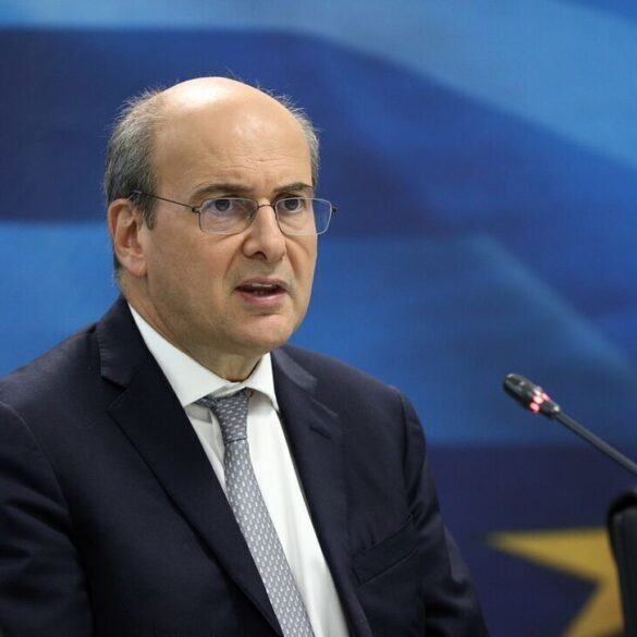 Ο Κ. Χατζηδάκης στις Βρυξέλλες για Eurogroup και Ecofin