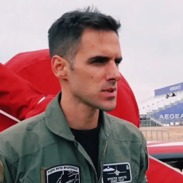 Χρήστος Χαρίτος: Ο πιλότος του F-16 «Ζευς» που θα πετάξει στην παρέλαση της 28ης Οκτωβρίου