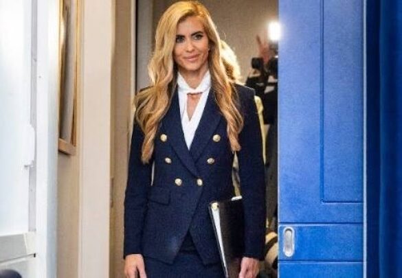 Η εκπρόσωπος Τύπου του Λευκού Οίκου Κέιτι Ζακαράια παραδέχεται ότι δεν πέρασε τις εξετάσεις δικηγορίας