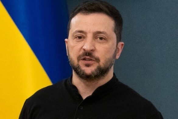 Ο Ζελένσκι υποστηρίζει την ιδέα του Τραμπ για συνομιλίες με τη Μόσχα με βάση τη σημερινή γραμμή του μετώπου