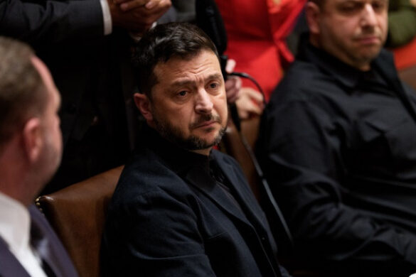Ο Βολ. Ζελένσκι δηλώνει έτοιμος να συναντηθεί με τον Ντ.Τραμπ και τον Βλ.Πούτιν στη Βουδαπέστη