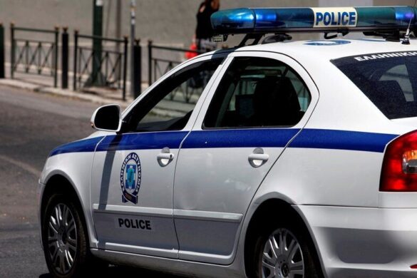 Πάτρα Τώρα: Ανθρωποκυνηγητό από την αστυνομία στο κέντρο – Δυο άτομα ανάγκασαν νεαρή να μπει σε όχημα