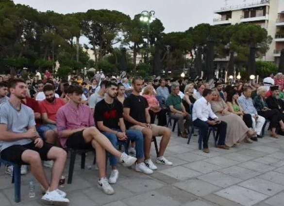 Αίγιο: Ηχηρό μήνυμα για να μην μεταφερθεί το τμήμα Φυσικοθεραπείας