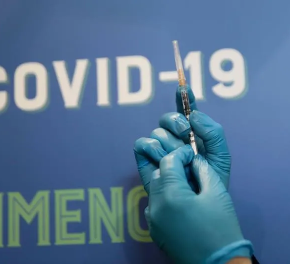 Σωτήρης Τσιόδρας: Ο εμβολιασμός κατά της COVID-19 αποτελεί ουσιαστικό μέτρο πρόληψης του long COVID