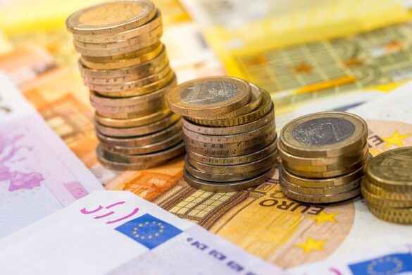 Ευρωζώνη: Αυξήθηκε ο δανεισμός σε επιχειρήσεις τον Αύγουστο, σταθερός προς τα νοικοκυριά