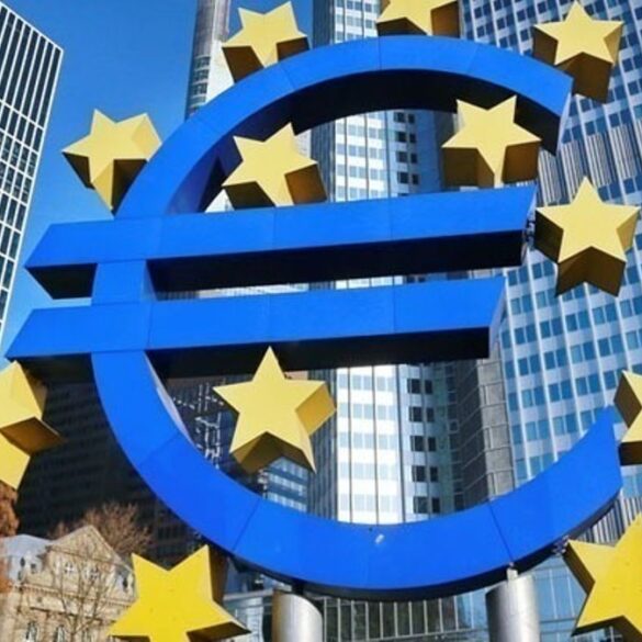 Επιβράδυνε τον Ιούνιο η ανάκαμψη της Ευρωζώνης, σε χαμηλό έξι μηνών η μεταποίηση