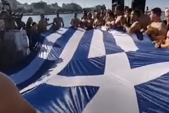 Τα Θεοφάνεια στην Πάτρα: Αγιάστηκαν τα νερά