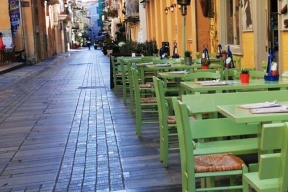 Πάτρα: Μικτά κλιμάκια “σάρωσαν” καταστήματα – Εξονυχιστικοί έλεγχοι όλη τη νύχτα