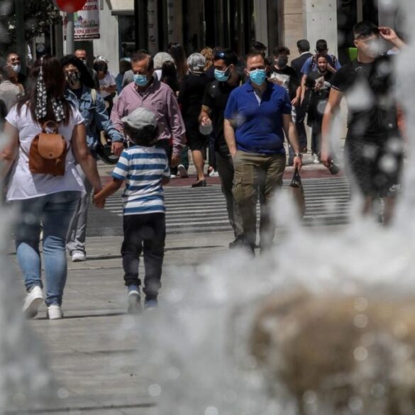 Χωρίς περιορισμό στη νυχτερινή κυκλοφορία από σήμερα- Χωρίς self-test οι πλήρως εμβολιασμένοι εργαζόμενοι