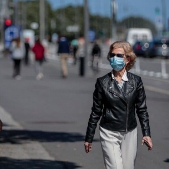 Κοροναϊός: Μόλις το 14% των ανεμβολίαστων άνω των 60 έχουν πληρώσει το πρόστιμο