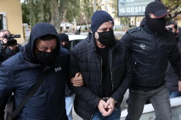 Ενώπιον της Δικαιοσύνης ο Δημήτρης Λιγνάδης