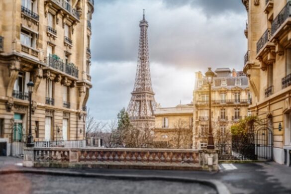 Το lockdown στο Παρίσι ξυπνά φόβους και στην ελληνική αγορά -Τεράστιες οι απώλειες