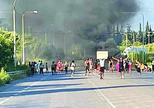 Πατρών-Πύργου: Νέα προσπάθεια αποκλεισμού της εθνικής οδού από Ρομά