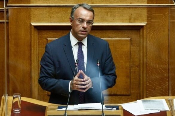 Κόντρα Σταϊκούρα- Αχτσιόγλου για τα Τέμπη στη Βουλή