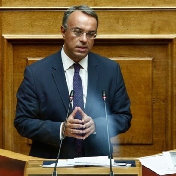 Κόντρα Σταϊκούρα- Αχτσιόγλου για τα Τέμπη στη Βουλή