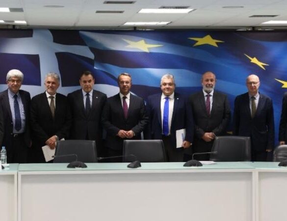 Υπογραφή μνημονίου συνεργασίας για την παραγωγή drones από την ΕΑΒ και τέσσερα πανεπιστήμια