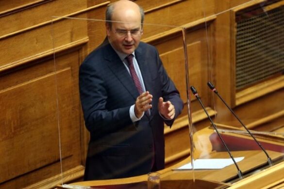 Κ. Χατζηδάκης: «Μείζων μεταρρύθμιση» οι διατάξεις για την εκτός σχεδίου δόμηση