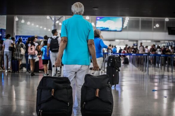 “Βούλιαξε” το αεροδρόμιο της Αθήνας από ιδιωτικές πτήσεις: +62,95% σε σχέση με το 2019