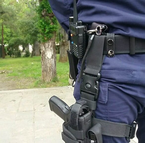 Αστυνομικός της Βουλής: Η σχολική έκθεση-αποκάλυψη της κόρης, τον δικαιολογεί ο γιος