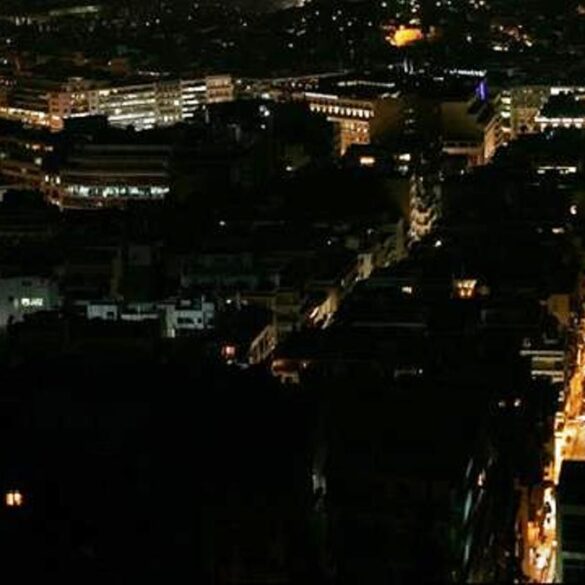 Διακοπές ρεύματος σε Αττική και Πελοπόννησο – Βλάβη στο ΚΥΤ Κουμουνδούρου