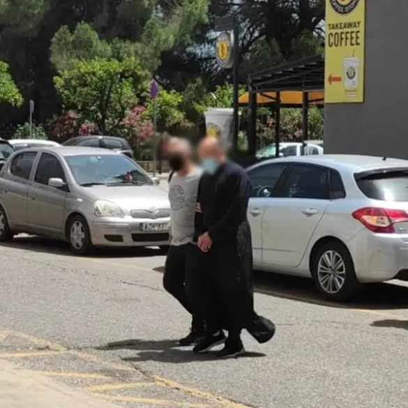 Αγρίνιο: Ιερέας προφυλακισθείς για βιασμούς ανηλίκων συνεχίζει να πληρώνεται κανονικά