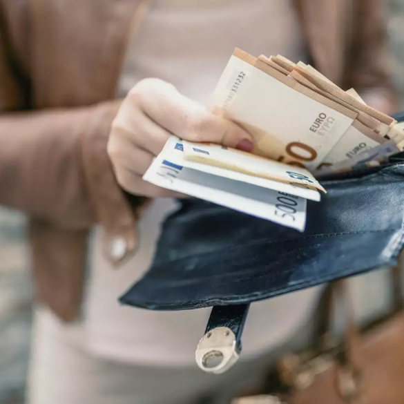 Η Δυτική Ελλάδα στις τρεις περιφέρειες με τον υψηλότερο κίνδυνο φτώχειας
