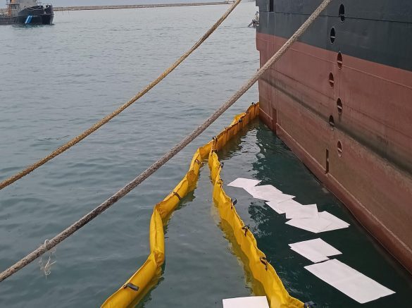 Πάτρα: Ασκηση καταπολέμησης ρύπανσης από το Λιμεναρχείο