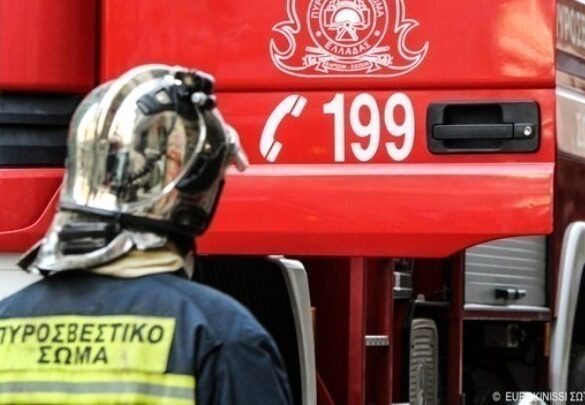 Κολωνός: Υπό έλεγχο πυρκαγιά σε χώρο μεταφόρτωσης απορριμμάτων