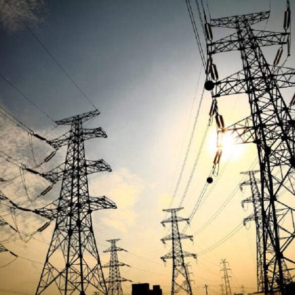 Ενεργειακή κρίση: Με 600 εκατ. ευρώ θα επιχορηγήσει τους λογαριασμούς ρεύματος η κυβέρνηση τον Μάιο