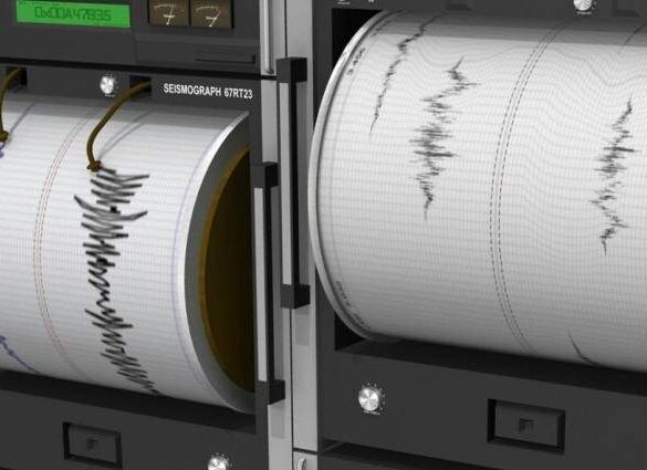 Ισχυρός σεισμός σημειώθηκε κοντά στην Ηλεία.