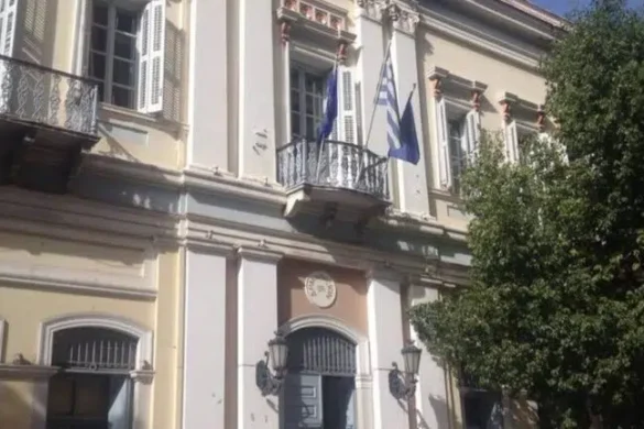 Πάτρα: Οι συμβασιούχοι πάλι σήμερα στο τραπέζι – Συνεδριάζει το Δημοτικό Συμβούλιο