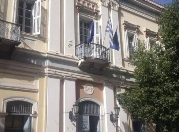 Πάτρα: Οι συμβασιούχοι πάλι σήμερα στο τραπέζι – Συνεδριάζει το Δημοτικό Συμβούλιο