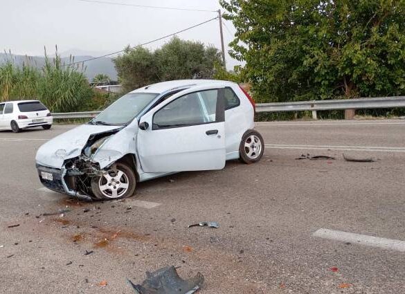 Σφοδρό τροχαίο στην Ε.Ο. Αντιρρίου – Ιωαννίνων με έναν τραυματία (Φωτογραφία)