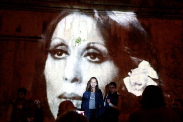 Η Φαϊρούζ, η Λιβανέζα ντίβα, σβήνει 90 κεράκια για τα γενέθλιά της