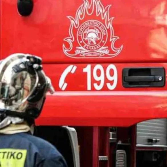 Φωτιά σε αποθήκη στην Ακράτα: Άμεση κινητοποίηση της Πυροσβεστικής