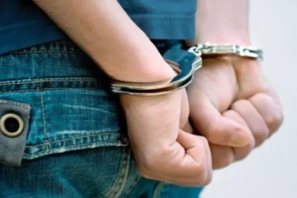 Διπλό περιστατικό παραβατικότητας ανηλίκων στην Αιτωλοακαρνανία – Σύλληψη 8χρονου με μαχαίρι